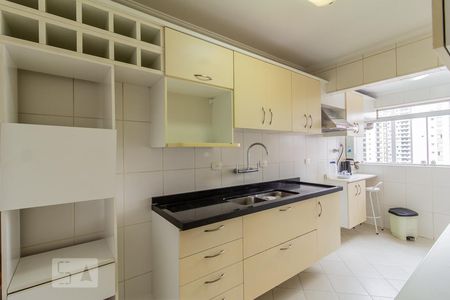 Apartamento à venda com 80m², 2 quartos e 1 vagaCozinha