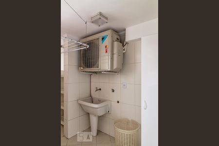 Apartamento à venda com 80m², 2 quartos e 1 vagaÁrea de serviço