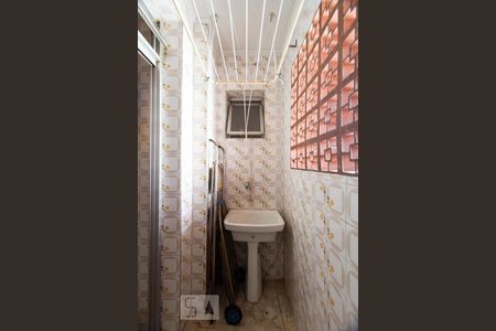 Apartamento para alugar com 65m², 2 quartos e 1 vagaÁrea de serviço