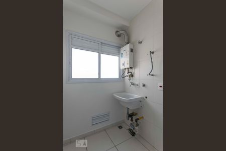 Apartamento para alugar com 67m², 2 quartos e 1 vagaÁrea de serviço