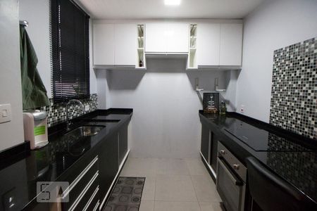 Cozinha de apartamento à venda com 1 quarto, 36m² em Bela Vista, São Paulo