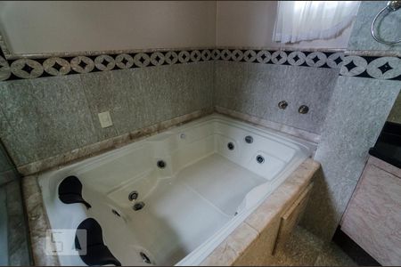 Casa à venda com 400m², 4 quartos e 7 vagas Casa à venda com 400m², 4 quartos e 7 vagasSuite 2