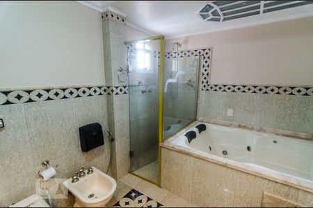 Casa à venda com 400m², 4 quartos e 7 vagas Casa à venda com 400m², 4 quartos e 7 vagasSuite 2