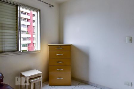 Quarto 2 de apartamento para alugar com 2 quartos, 60m² em Santo Amaro, São Paulo