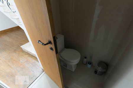 Casa à venda com 325m², 3 quartos e 2 vagas1o. Andar - Lavabo