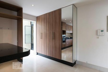 Casa à venda com 325m², 3 quartos e 2 vagas1o. Andar - Cozinha (Armários)