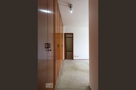Apartamento para alugar com 135m², 3 quartos e 2 vagas Apartamento para alugar com 135m², 3 quartos e 2 vagasEntrada suíte
