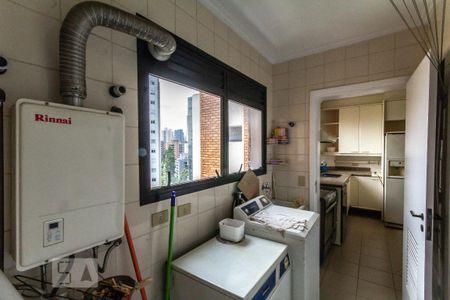 Apartamento para alugar com 135m², 3 quartos e 2 vagas Apartamento para alugar com 135m², 3 quartos e 2 vagasLavanderia