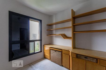 Apartamento para alugar com 135m², 3 quartos e 2 vagas Apartamento para alugar com 135m², 3 quartos e 2 vagasQuarto
