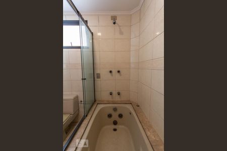 Apartamento para alugar com 135m², 3 quartos e 2 vagas Apartamento para alugar com 135m², 3 quartos e 2 vagassuíte (hidromassagem)