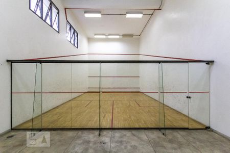 Apartamento para alugar com 135m², 3 quartos e 2 vagas Apartamento para alugar com 135m², 3 quartos e 2 vagasQuadra de squash