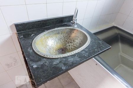 Casa à venda com 60m², 1 quarto e 1 vagaBanheiro Suite