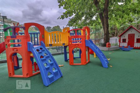 Apartamento à venda com 60m², 2 quartos e 1 vagaPlayground