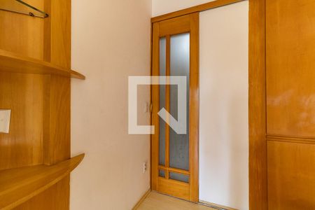 Apartamento à venda com 60m², 1 quarto e 1 vaga Apartamento à venda com 60m², 1 quarto e 1 vagaCloset da Suíte