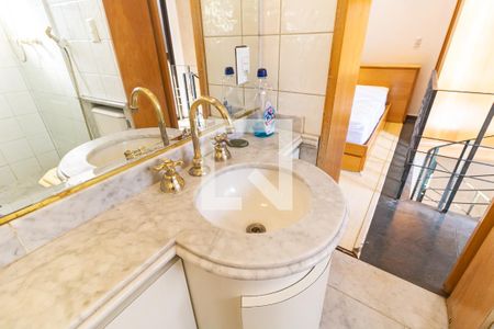 Apartamento à venda com 60m², 1 quarto e 1 vaga Apartamento à venda com 60m², 1 quarto e 1 vagaBanheiro da Suíte