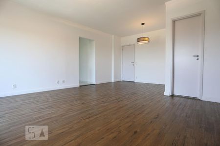 Apartamento à venda com 82m², 2 quartos e 2 vagas Apartamento à venda com 82m², 2 quartos e 2 vagasSala