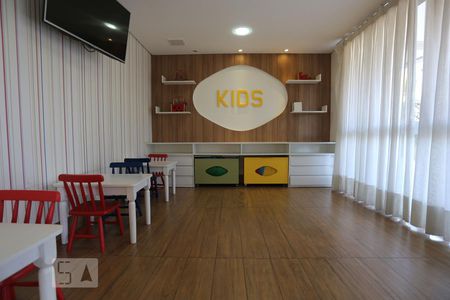 Apartamento à venda com 82m², 2 quartos e 2 vagas Apartamento à venda com 82m², 2 quartos e 2 vagasBrinquedoteca