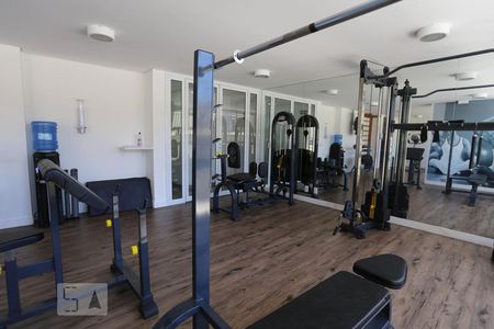 Apartamento à venda com 82m², 2 quartos e 2 vagas Apartamento à venda com 82m², 2 quartos e 2 vagasAcademia