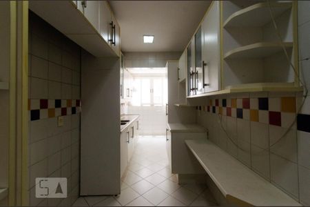 Apartamento para alugar com 117m², 3 quartos e 1 vagaCozinha