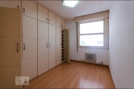 Apartamento para alugar com 117m², 3 quartos e 1 vagaQuarto 1