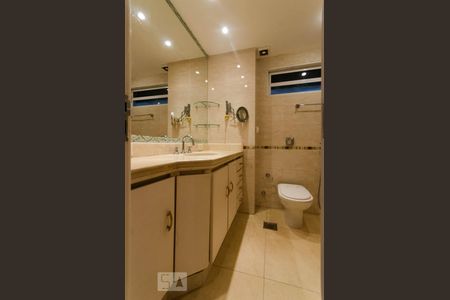 Apartamento para alugar com 117m², 3 quartos e 1 vagaBanheiro da suite
