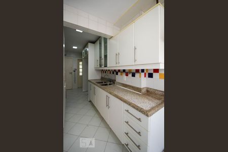 Apartamento para alugar com 117m², 3 quartos e 1 vagaCozinha