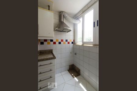 Apartamento para alugar com 117m², 3 quartos e 1 vagaCozinha