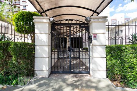 Apartamento à venda com 65m², 2 quartos e 1 vagaFachada