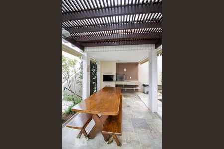 Apartamento à venda com 100m², 2 quartos e 2 vagas Apartamento à venda com 100m², 2 quartos e 2 vagasChurrasqueira