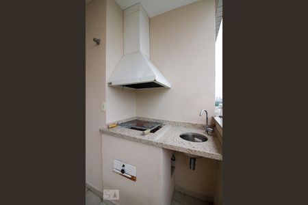 Apartamento à venda com 100m², 2 quartos e 2 vagas Apartamento à venda com 100m², 2 quartos e 2 vagasVaranda