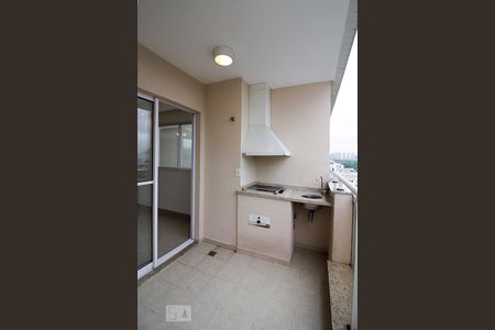 Apartamento à venda com 100m², 2 quartos e 2 vagas Apartamento à venda com 100m², 2 quartos e 2 vagasVaranda