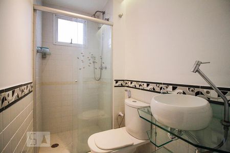 Apartamento à venda com 100m², 2 quartos e 2 vagas Apartamento à venda com 100m², 2 quartos e 2 vagasBanheiro da Suíte