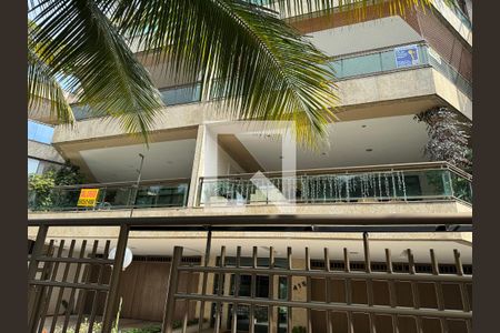 Apartamento para alugar com 180m², 4 quartos e 2 vagasPlaquinha Quinto Andar