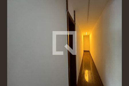 Apartamento para alugar com 180m², 4 quartos e 2 vagasCorredor