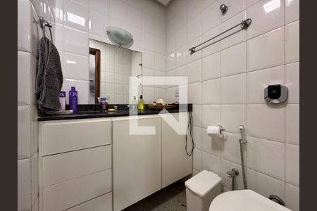 Apartamento para alugar com 180m², 4 quartos e 2 vagasSuíte - Banheiro