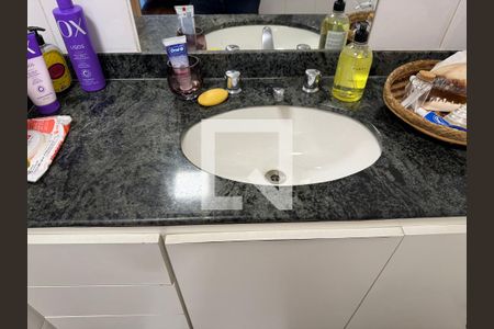 Apartamento para alugar com 180m², 4 quartos e 2 vagasSuíte - Banheiro