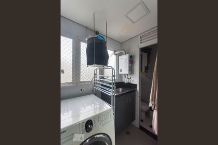 Apartamento para alugar com 68m², 2 quartos e 1 vaga