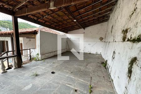 Casa à venda com 450m², 5 quartos e 3 vagasCobertura 