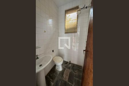 Casa à venda com 450m², 5 quartos e 3 vagasBanheiro da Cobertura 