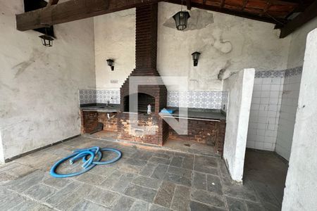 Casa à venda com 450m², 5 quartos e 3 vagasCobertura- Churrasqueira