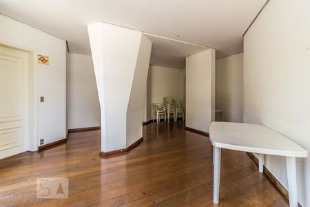 Apartamento à venda com 114m², 3 quartos e 3 vagasSalão de festas