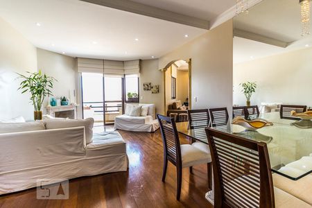 Apartamento à venda com 114m², 3 quartos e 3 vagasSala