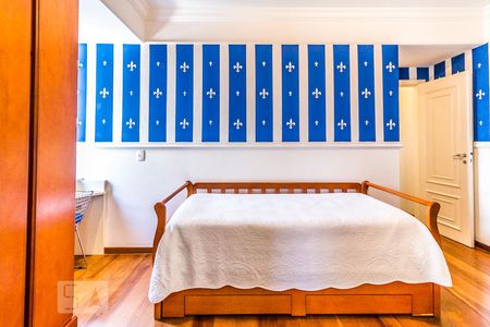 Apartamento à venda com 114m², 3 quartos e 3 vagasSuíte 1