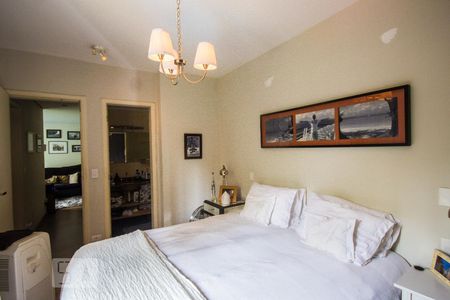 Suíte de apartamento para alugar com 2 quartos, 72m² em Vila Andrade, São Paulo