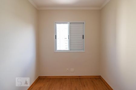 Quarto 1 de apartamento para alugar com 3 quartos, 68m² em Jardim Tupanci, Barueri