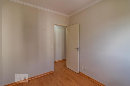 Quarto 1 de apartamento para alugar com 3 quartos, 68m² em Jardim Tupanci, Barueri