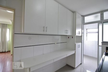 Apartamento à venda com 84m², 2 quartos e 1 vagaDetalhe da cozinha