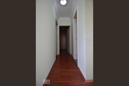 Corredor de apartamento à venda com 2 quartos, 84m² em Butantã, São Paulo
