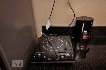 Cozinha de kitnet/studio à venda com 1 quarto, 30m² em Consolação, São Paulo