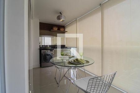 Apartamento à venda com 43m², 1 quarto e 1 vaga Apartamento à venda com 43m², 1 quarto e 1 vagaStudio